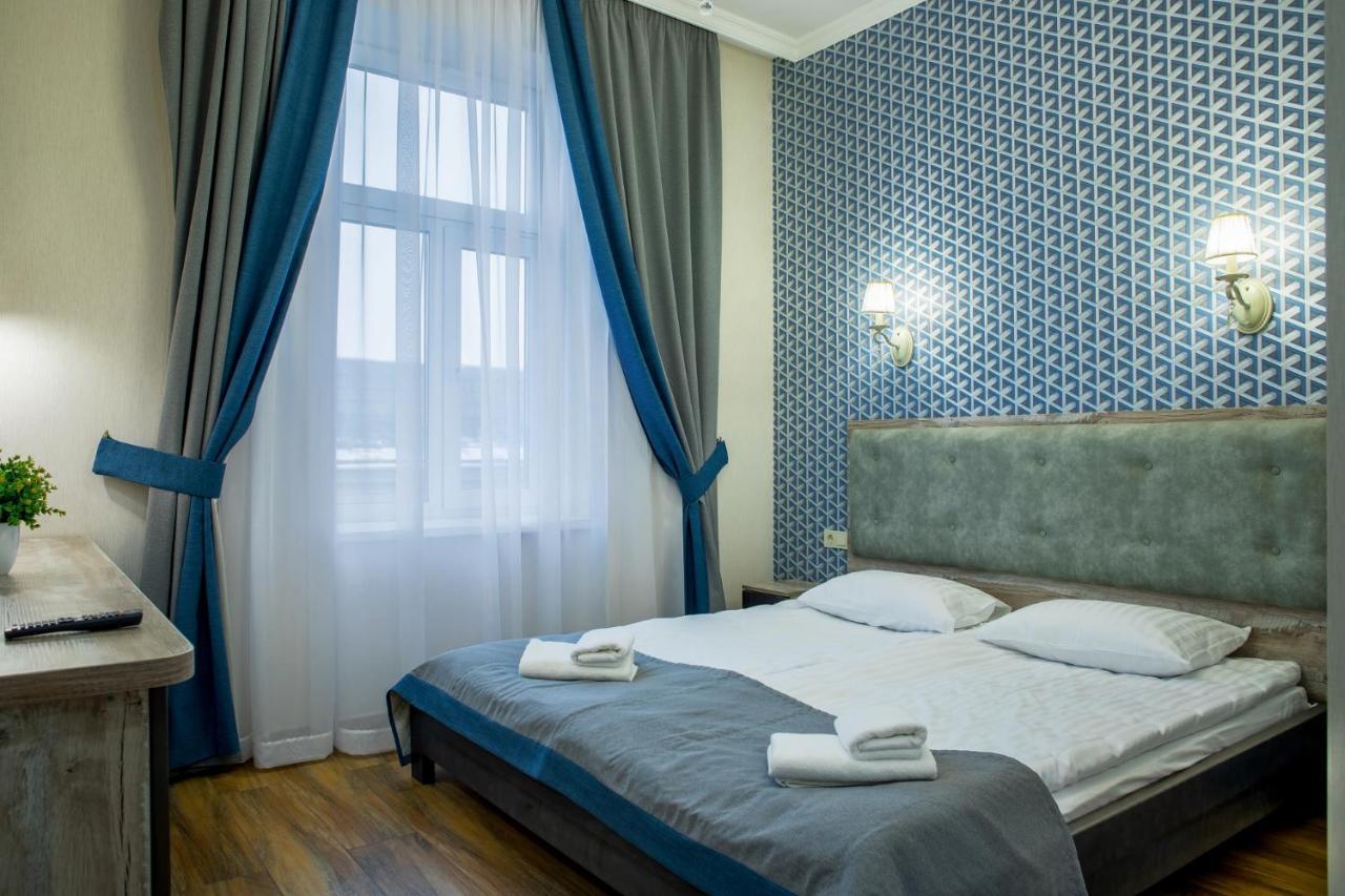 Mini Hotel Barvy Lvova On Horodotska St. Esterno foto